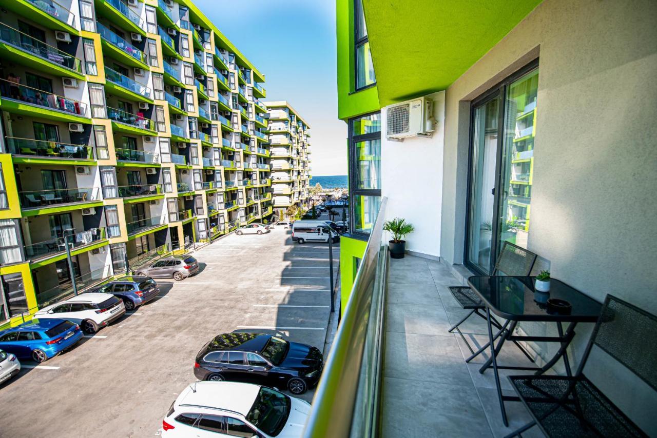 Apartment Katrina - Alezzi Beach - Sea View Năvodari Eksteriør bilde